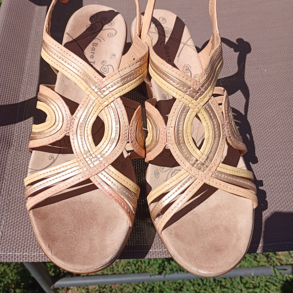 BareTraps Tan and Cream Sandals with Woven Design